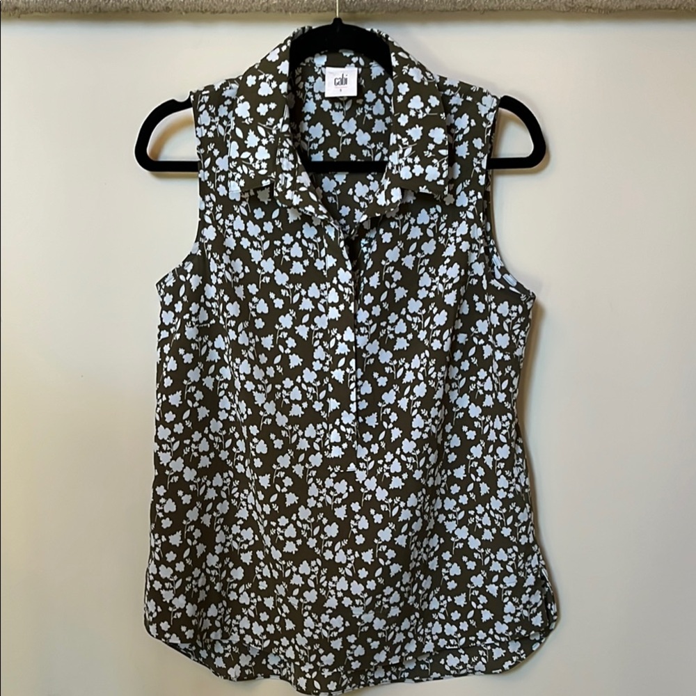 CAbi Green and White Sleeveless Notched Collar Blouse